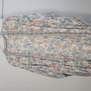 Kimono teal muti colored.